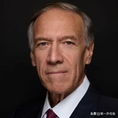 美国前国务卿蓬佩奥今天发文说：“最终选择直面伊朗构成的威胁，这一决定早就该做出了