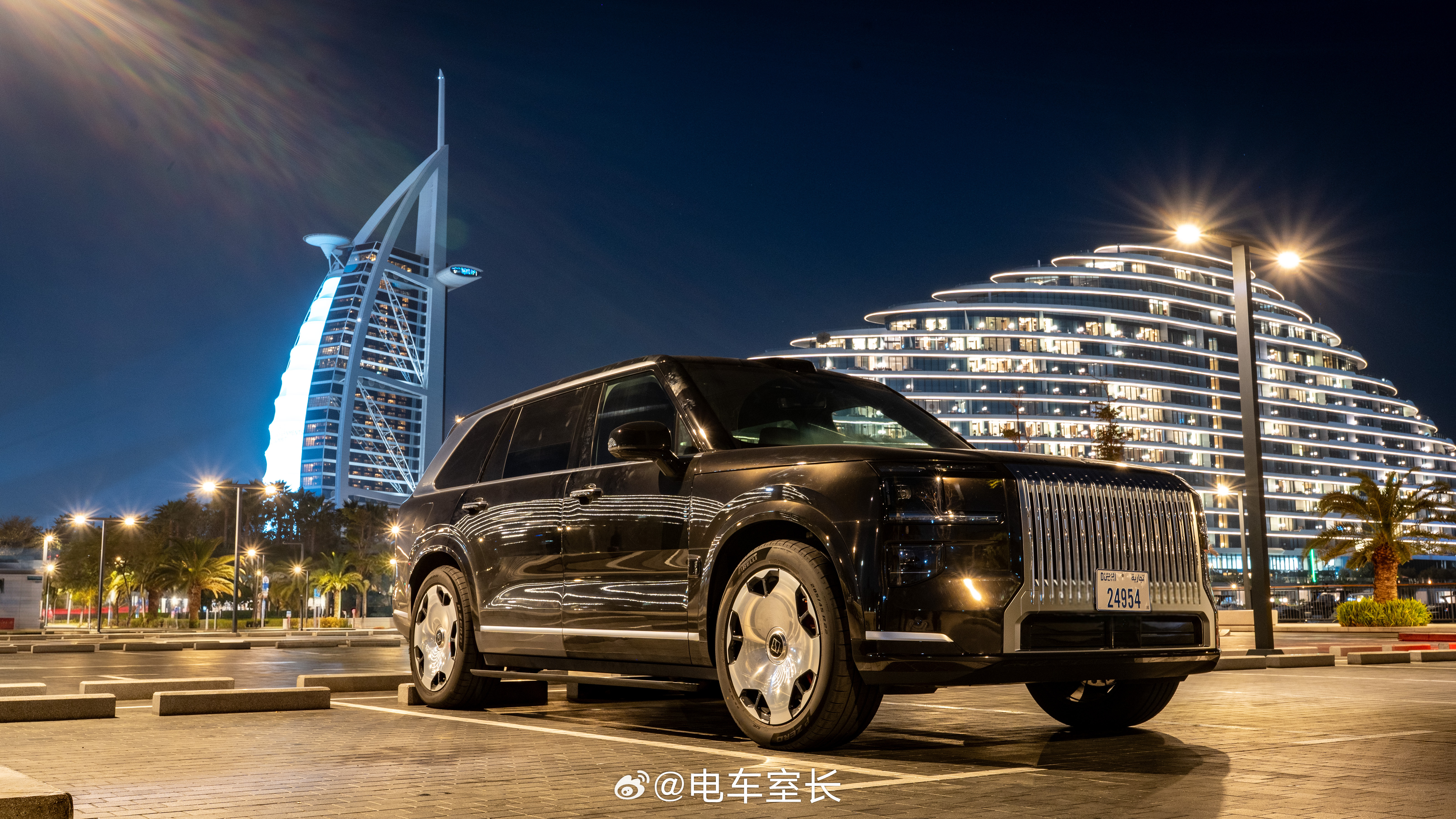 阿联酋迪拜七星级帆船酒店遭袭我极氪9X在迪拜拍的视频还没发呢……这下咋搞 