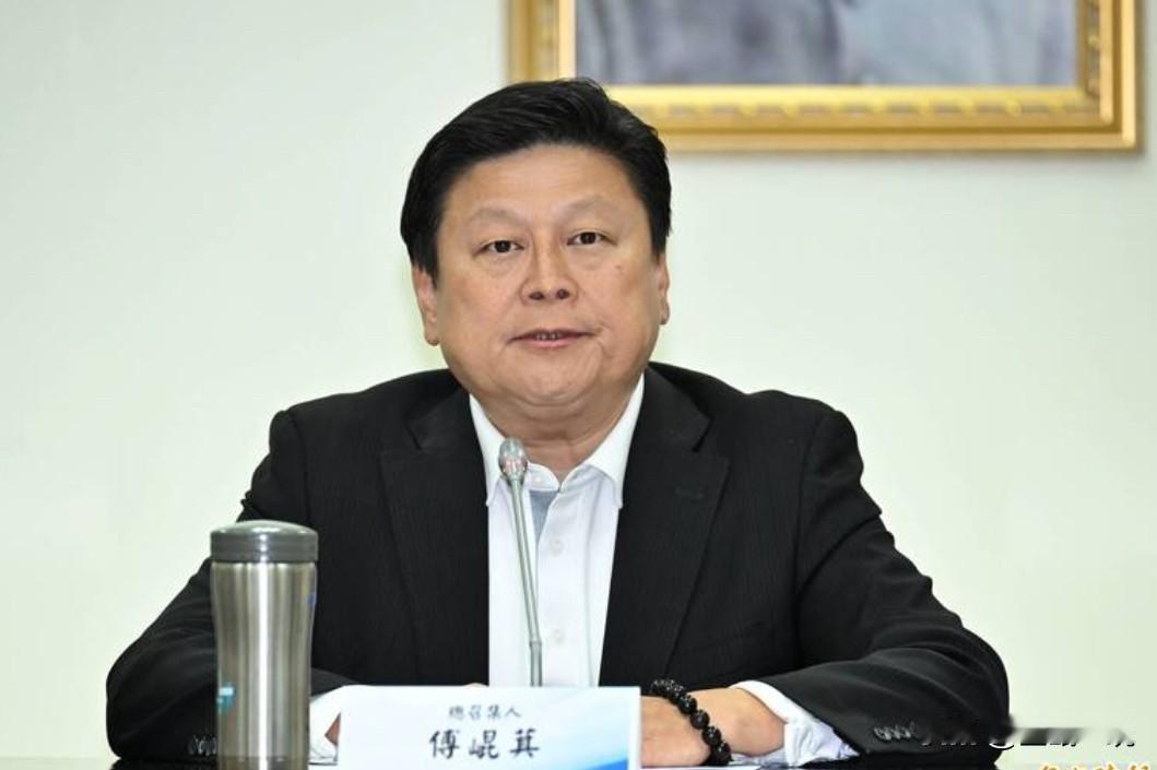 傅崐萁：绝不通过政院版军购条例

针对赖清德今天（11日）要求在野党尽速审议1.