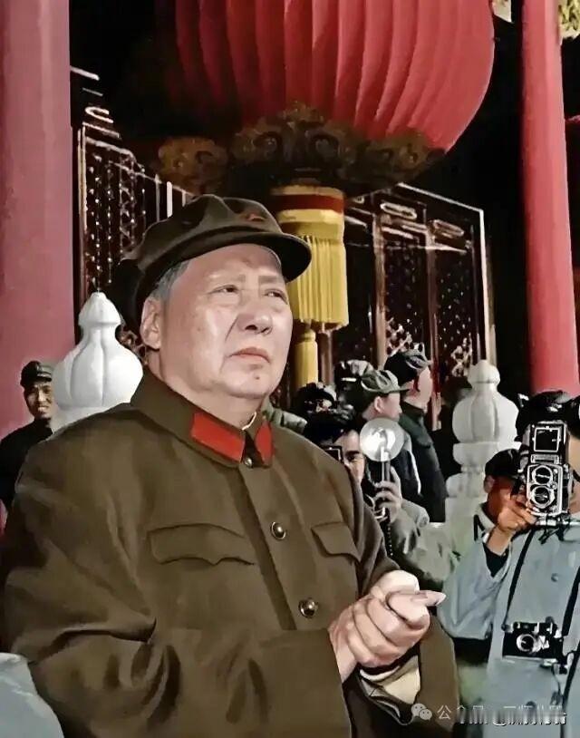 如果没有他老人家！
就没有我们现在的一切！
感恩他老人家！
是所有正常人的人性！