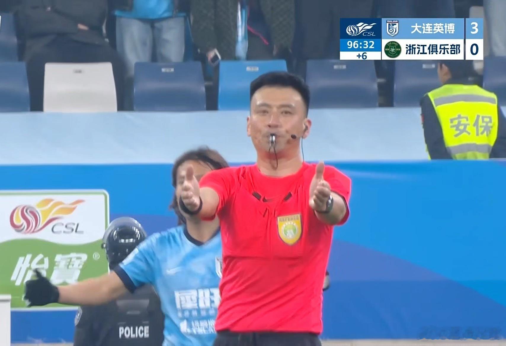 缺了米特里策，浙江队的中前场威力降了一大半，空有控球率，不能转化成实质性威胁。米