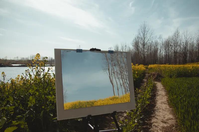 不得不承认，今日晴给出的评价实在是妙极了！那描述宛如一幅鲜活的春日画卷，在眼前缓