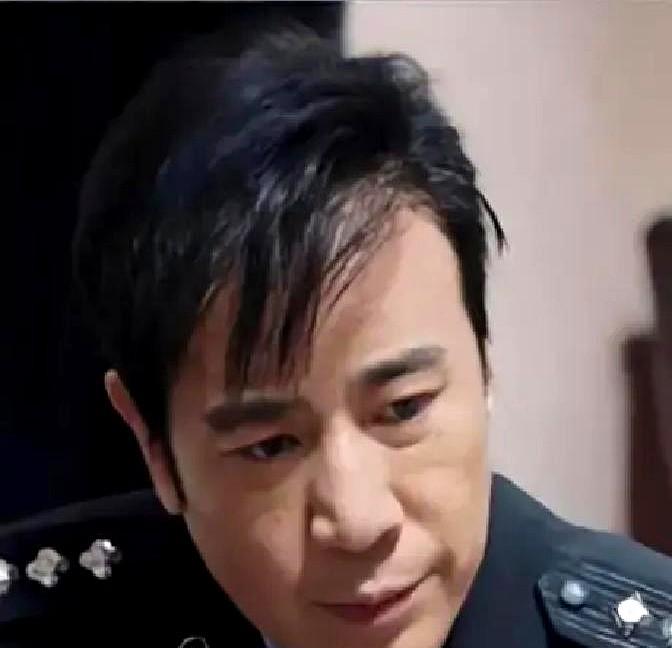 一部没有黑白对决连狗血都没洒的剧，凭什么当年能悄没声息拿下收视第一？

44集看