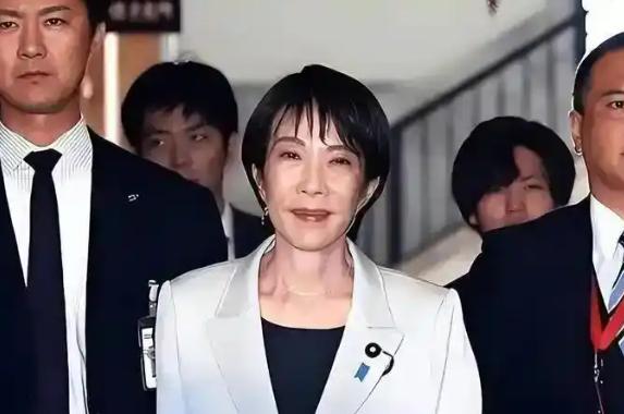 近期围绕东亚地区的多重动态持续引发外界关注。

从日本国内政治与社会舆论，到日美