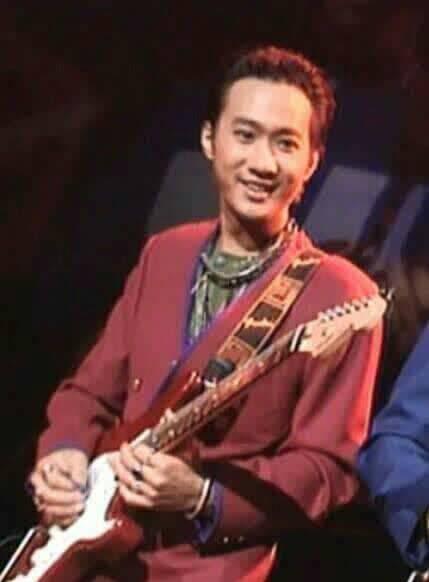 虽然黄家驹已经离世32年，但他的歌一直都在。我到现在还经常听Beyond的歌，像