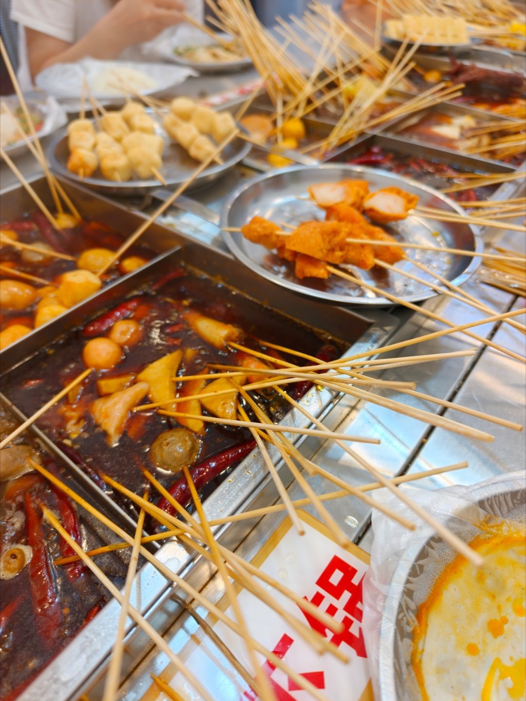 最后我胖罐子胖摔，吃了麻辣烫。 