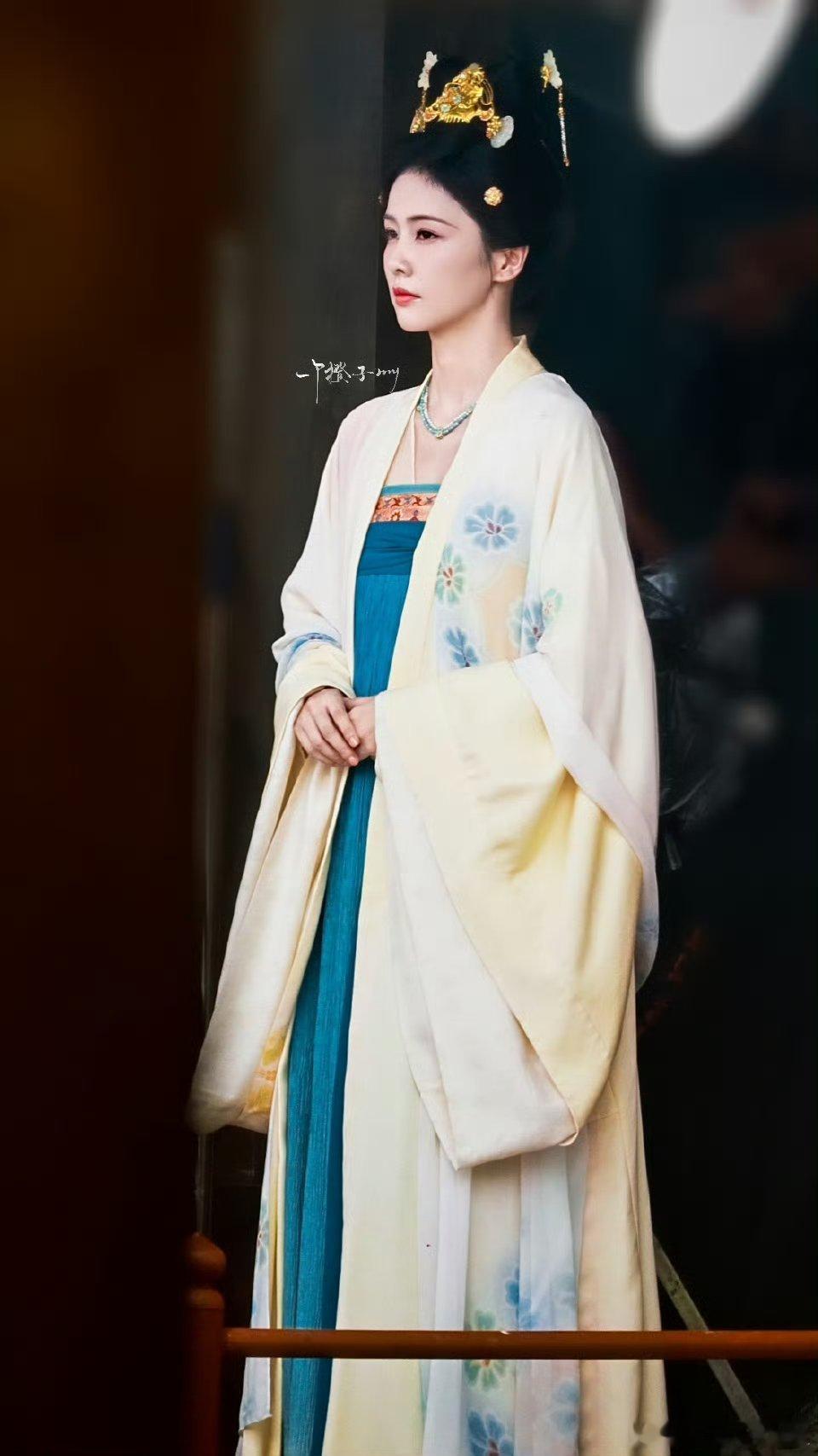 小十一是你吗？太美了唐朝风好适合白鹿 ​​​