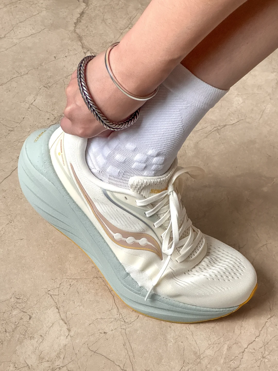 索康尼火鸟4🏃｜🐦‍🔥萌新跑者的松弛搭子