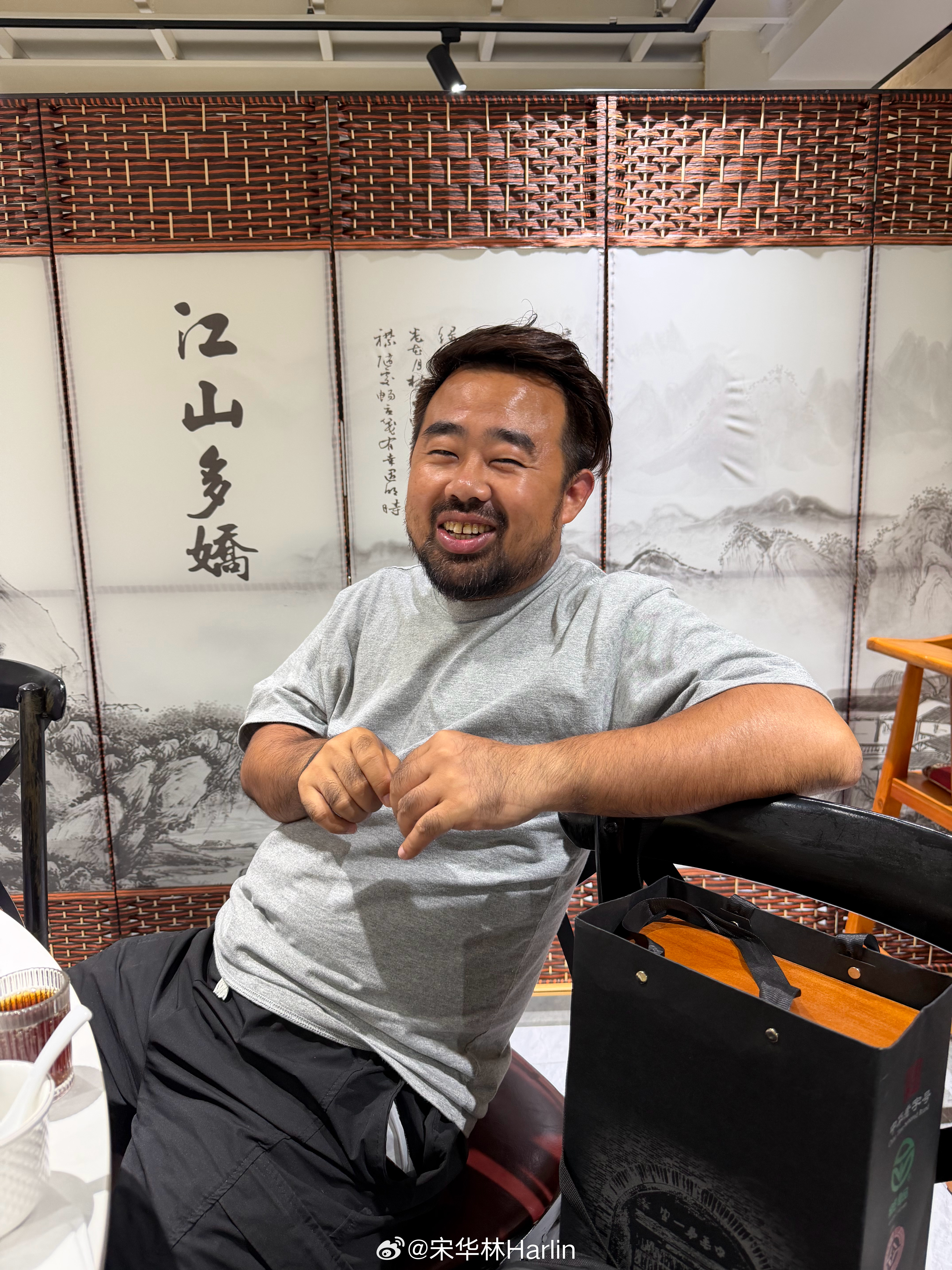 小宋上次复查，肾病指标趋好，最近晚上也恢复小量运动，心率从 80+降低到 70+