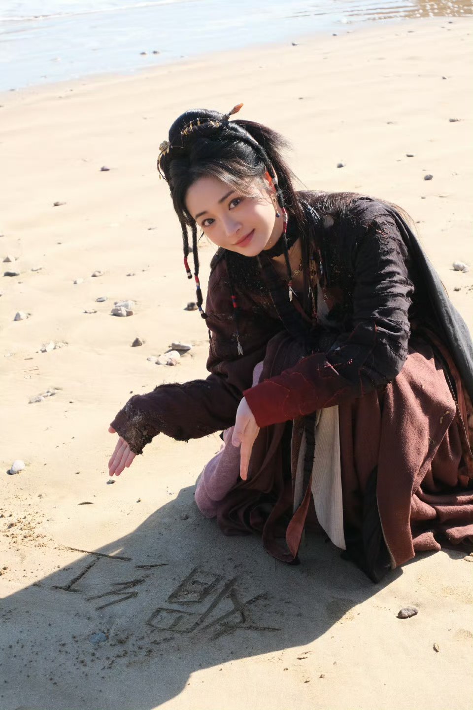 周洁琼特别出演白衣公卿，上次古装剧还是在淮水竹亭里多多演古装啊姐姐 