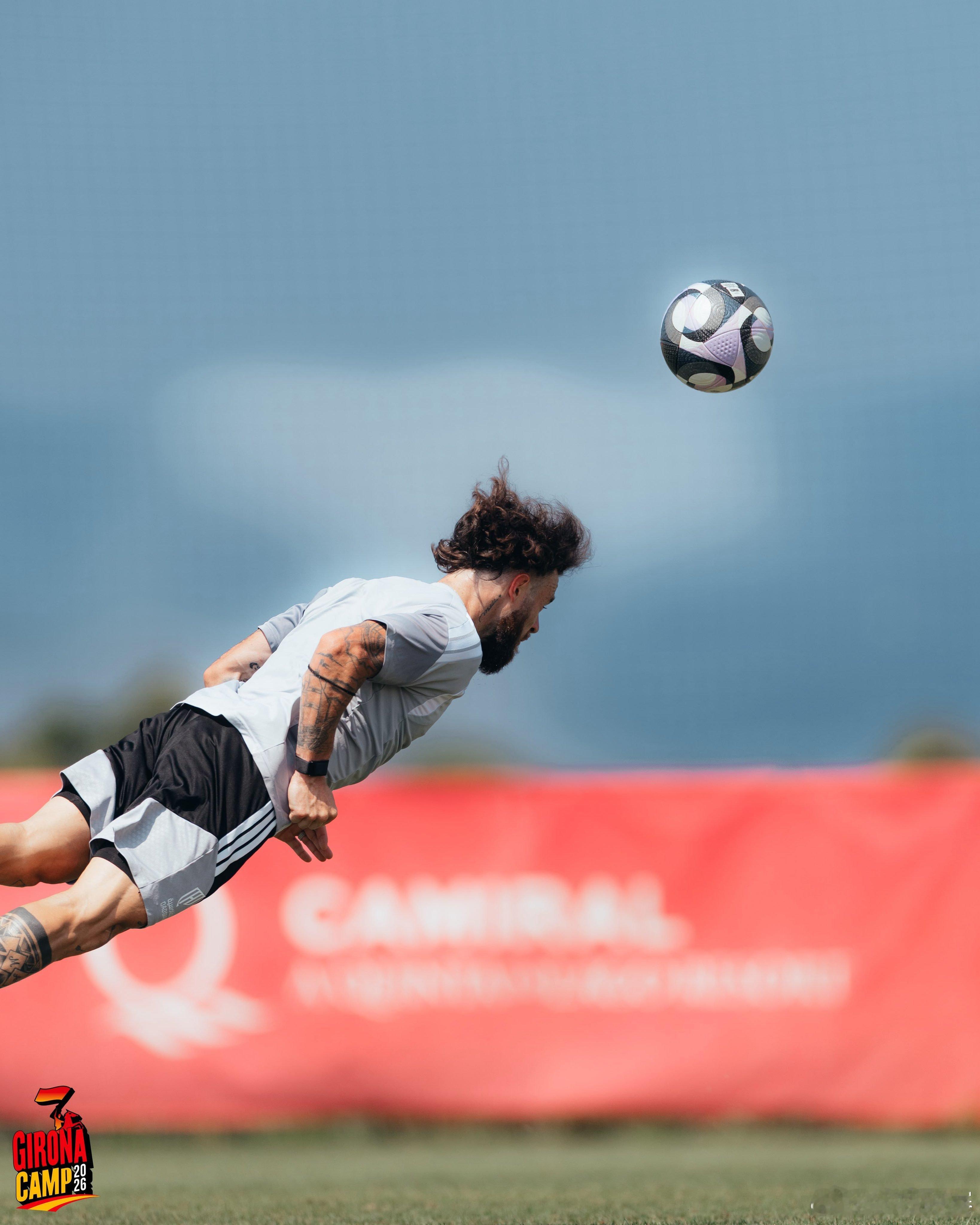 没有翅膀，库迪西亚的球员们也依然能够飞翔⚽️沙特联赛
