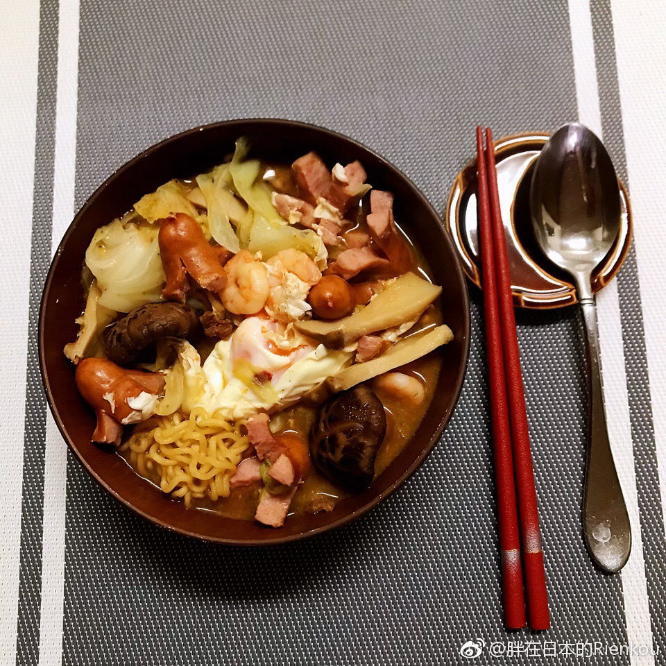 【搬运】2018年09月27日我家餐桌下班我家ジジ来车站接我一起去超市不知道吃什