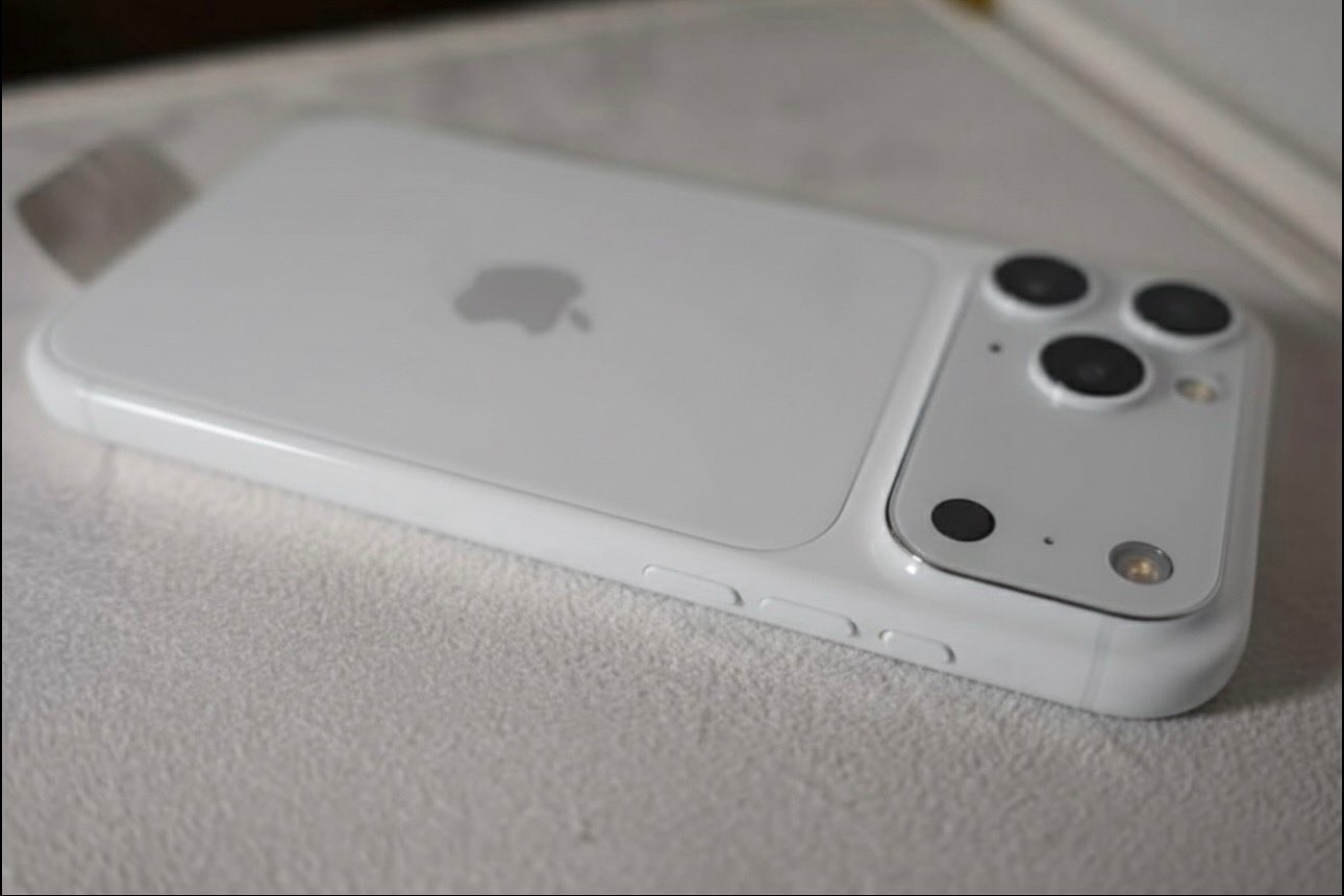 如果iPhone17ProMax 有一个白色的陶瓷外观，更耐摔，但是会重20g，