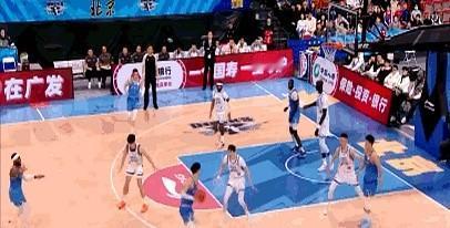 我跟你说，就刚才那一下，球刚从雷蒙手里传出来，我就知道要有了。
真的，就那种感觉