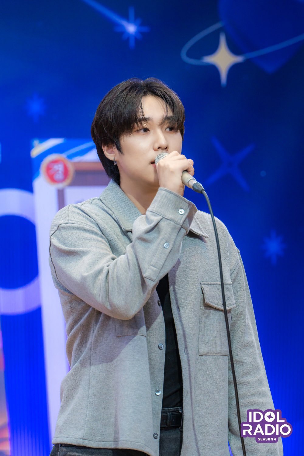 jacob裴俊英[超话]❄️多伦多初雪裴俊英 📸 260917 idolrad