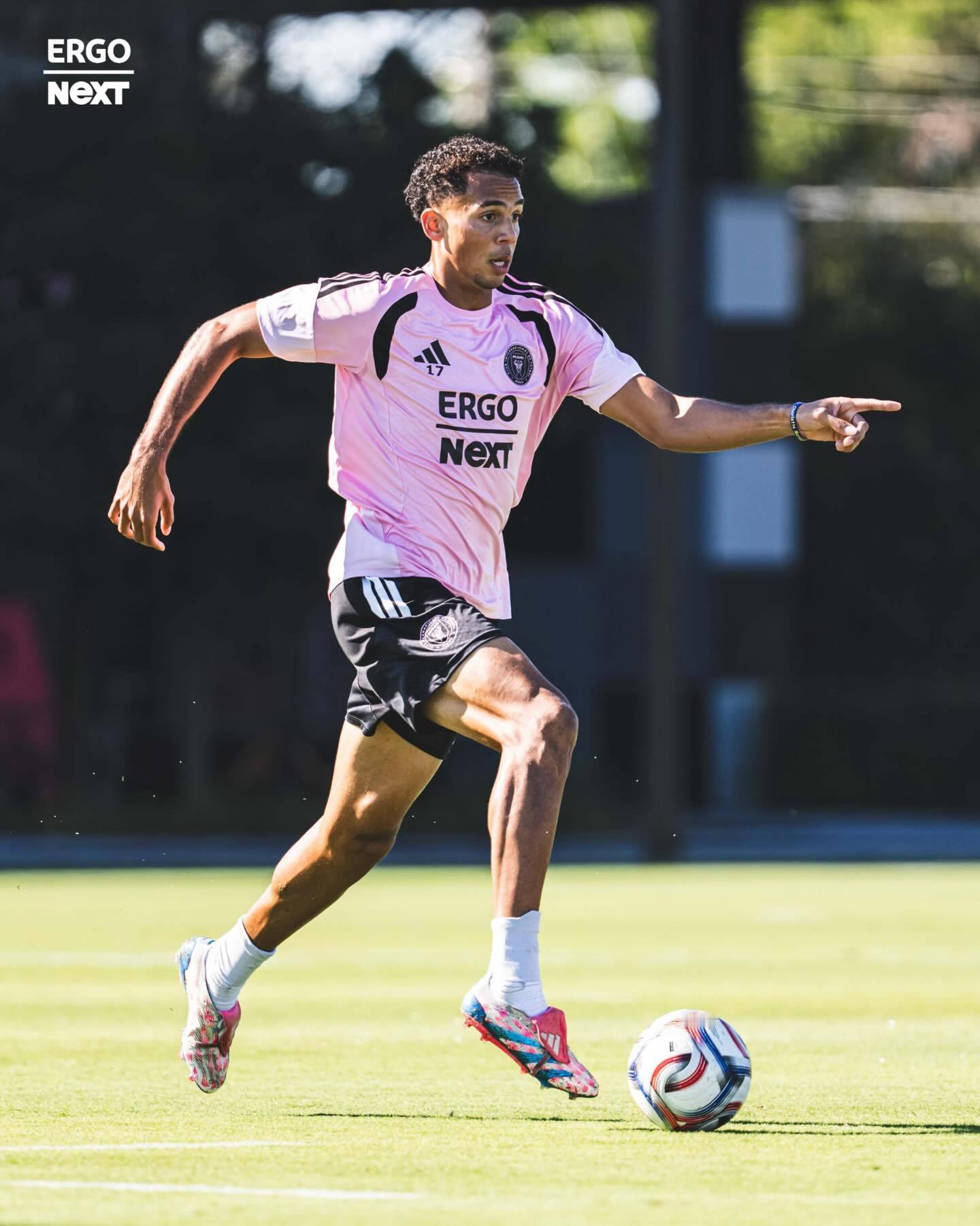 迈阿密官方更新训练照｜着眼未来🇨🇴⌛️小羊蹄迈阿密国际