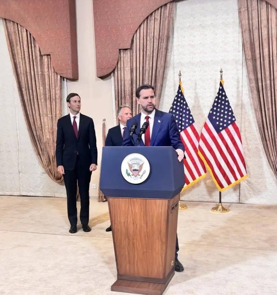 老话说的对，尊严都是打出来的，而不是谈出来的。

伊朗这次和美以打了一个多月，尊