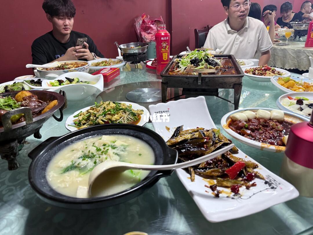 吃到姐妹的席啦