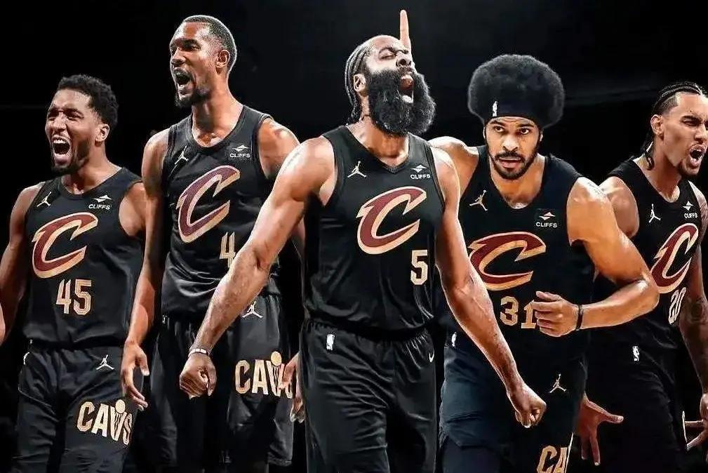 北京时间3月8日，东部第一活塞主场竟被垫底篮网末节逆转107-105，领先优势瞬