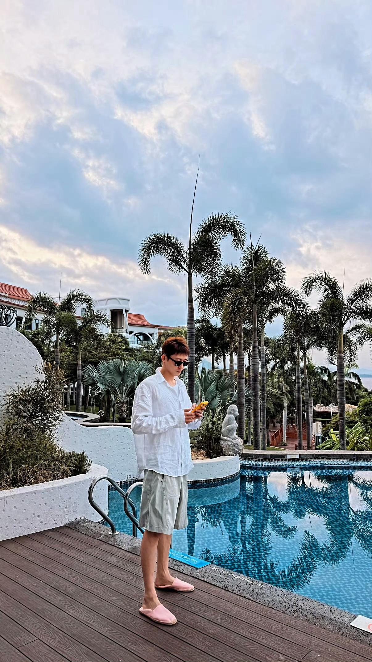 黄景瑜🐳黄景瑜冲浪好诱人的肌肉线条 hjy黄景瑜现在就出发 最近身材管理是不是