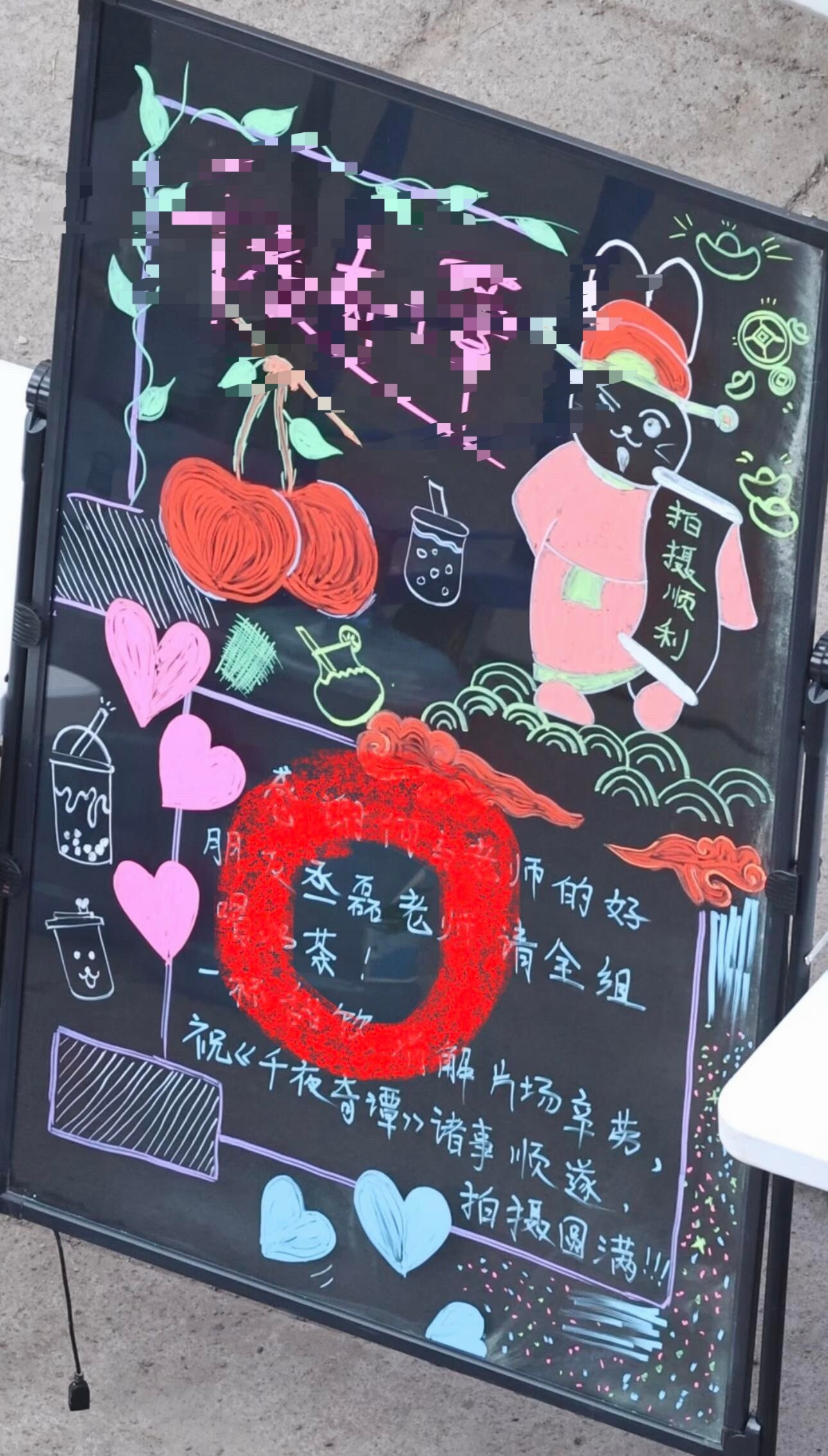 笑死我了。老敖你空手去的[流鼻血][流鼻血]不请客吗～ 还不如摩托车🏍️群友的