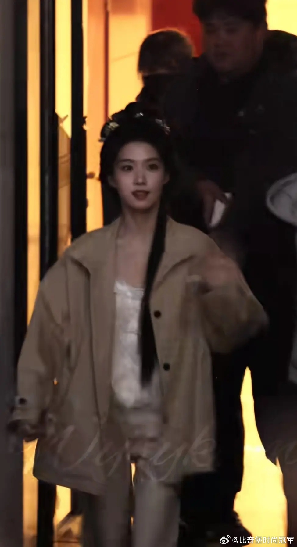 卢昱晓之前一直也不错，瘦下来更美 