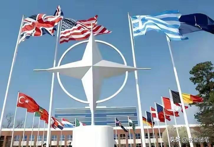 完全彻底消灭以美国为首的北约，世界才能实现和平！

回顾历史，八国联军侵入北京，