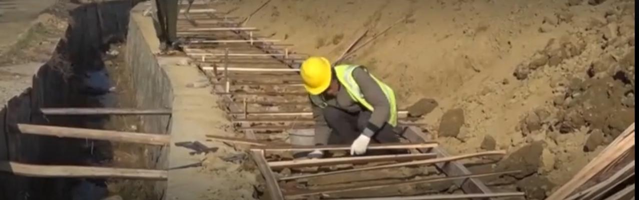 正值冬春交替的农闲窗口期，各地正抢抓时机，掀起农业基础设施建设的热潮。在广袤的田