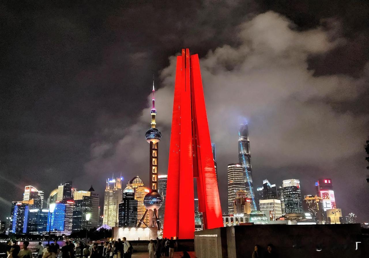 半世清明美名扬。