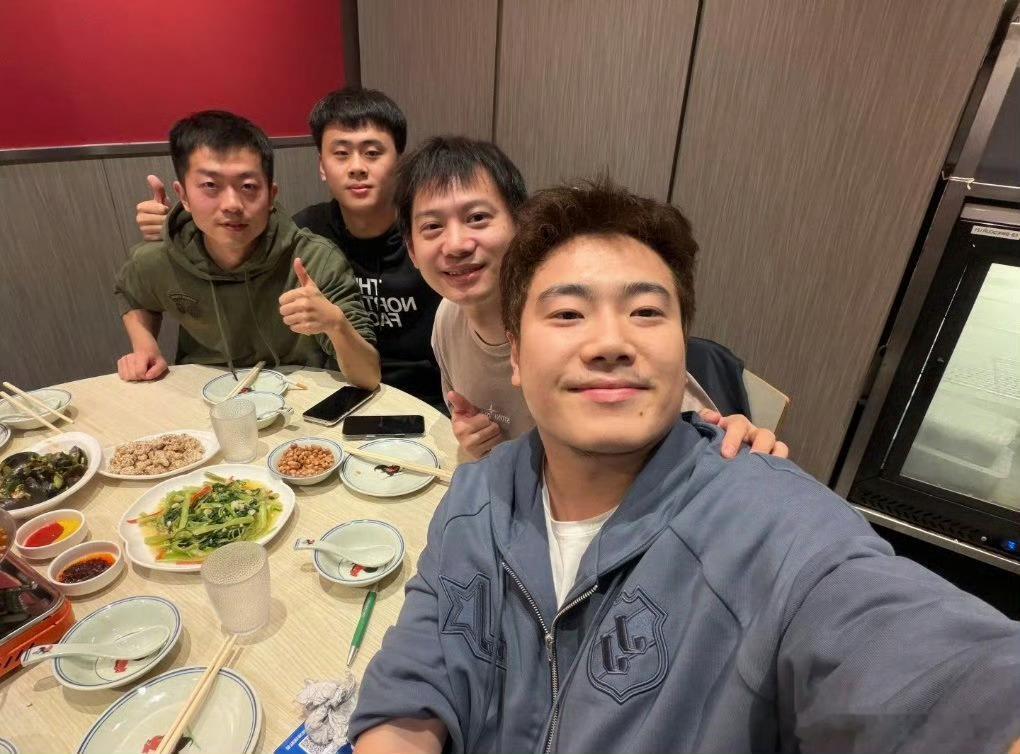 看到这类合照就知道，本届全运会又快要结束了。