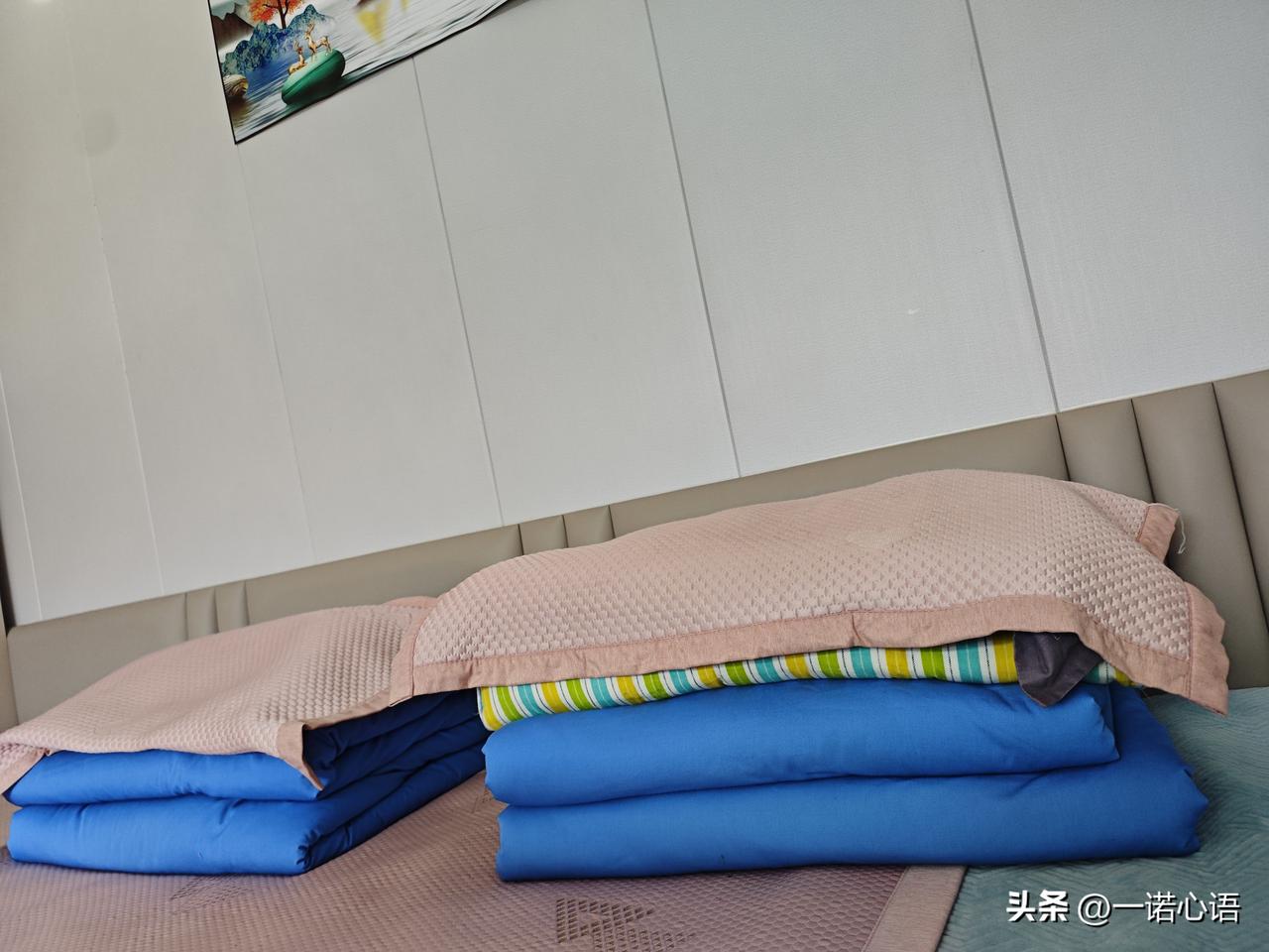 人不服老真不行！
六五年的我，以前，干点活儿根本不算事儿，现在，干一会儿，就得躺