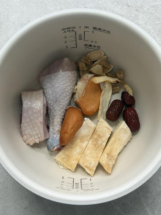 榴莲鸡汤太清甜了👍越喝越上头！