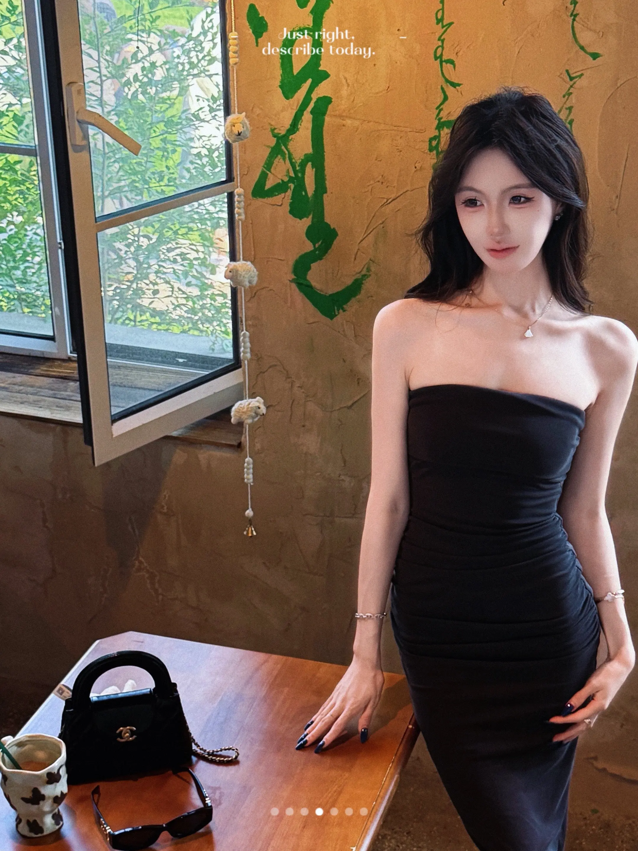 这世间的真话本就不多，一个女子的脸红，胜过一大段对白。可后来有了胭脂...