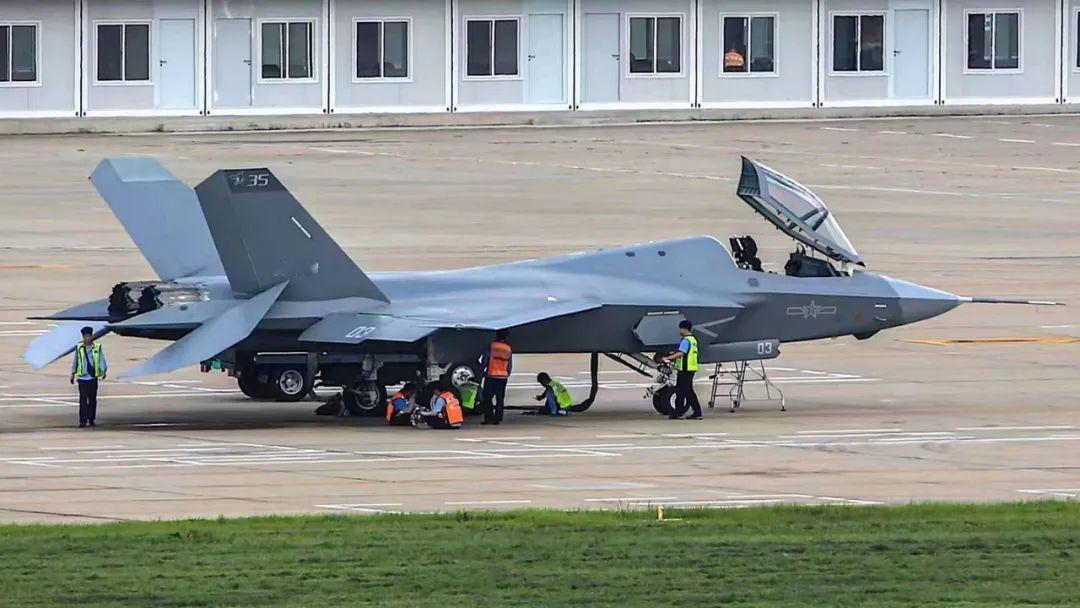 中国被难住了！巴基斯坦正式下了一张120亿美元的天价订单，目标直指中国的五代隐身