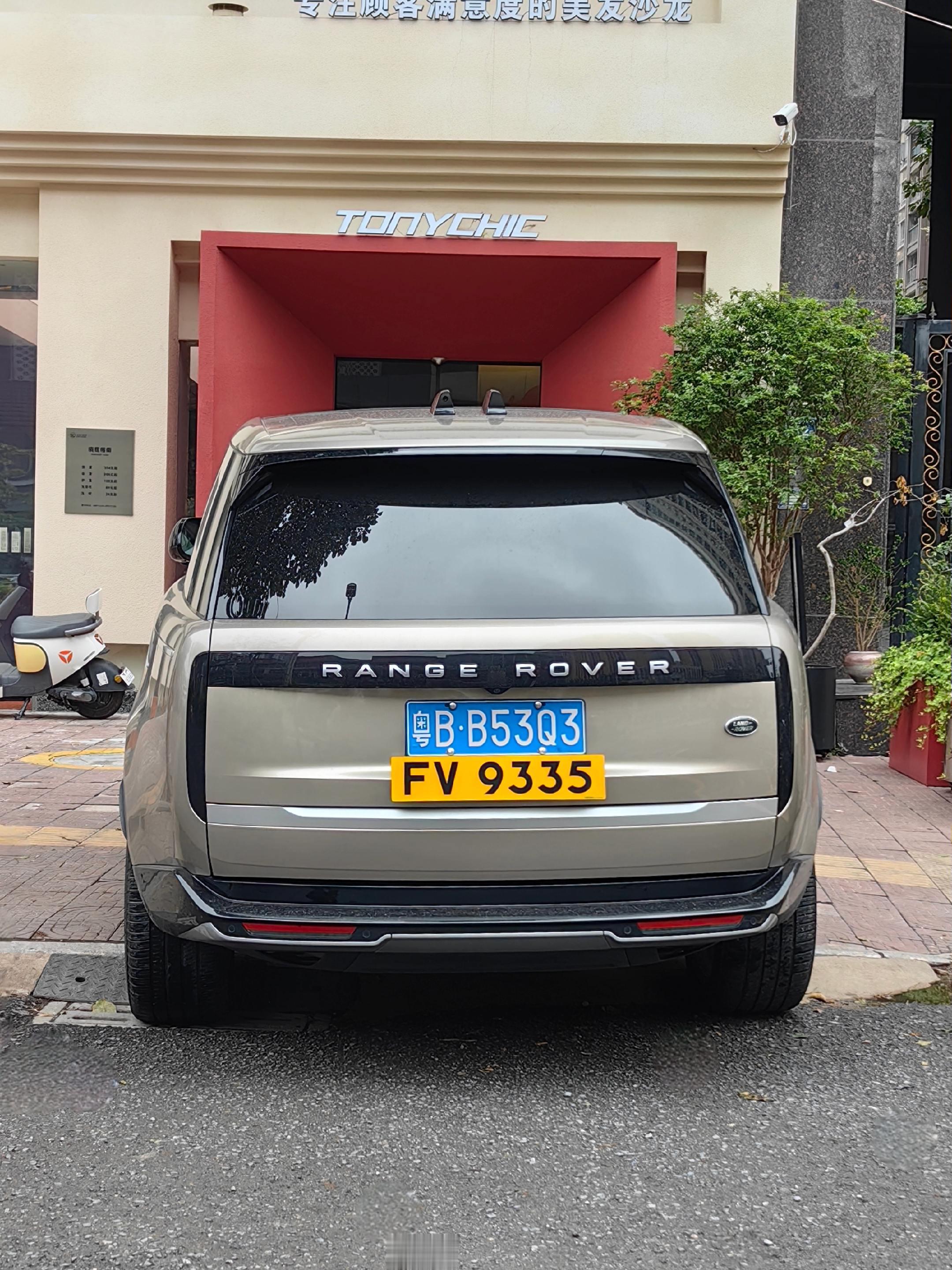 BBA只是过渡 路虎揽胜才是你的归宿！百万级SUV 会是你的首选车型吗