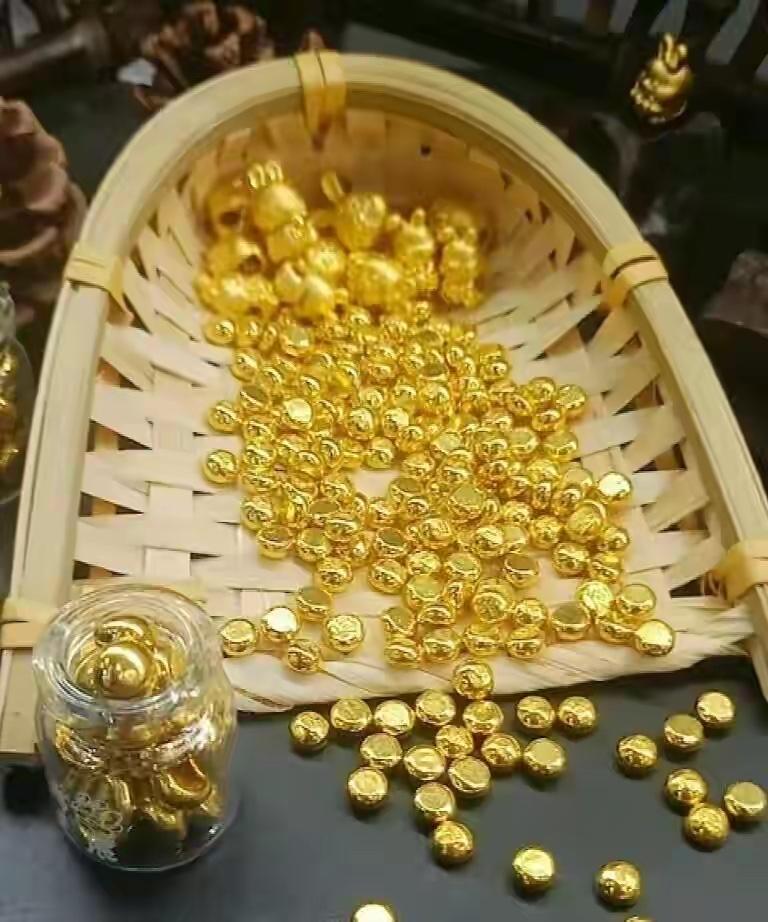 黄金大跌又反弹！坚定持有等上涨！

今天一早（美国时间昨晚），特朗普发表电视讲话