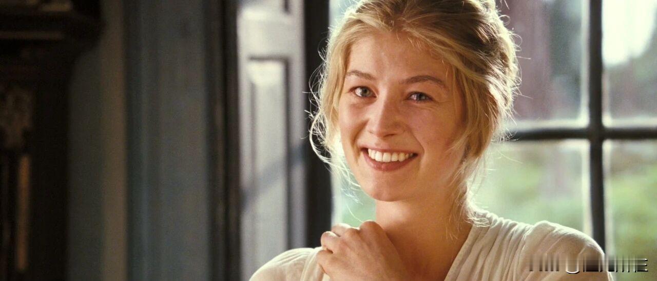 重温电影《傲慢与偏见》，再一次被音乐、英国美丽的风景、女主伊丽莎白和姐姐吉英、一