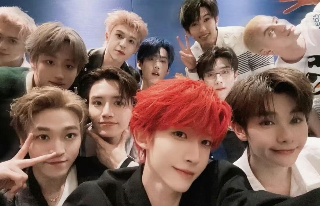 高卿尘在INTO1时被推掉很多个人资源初入职场金融季开播原来高卿尘背后这么难😭