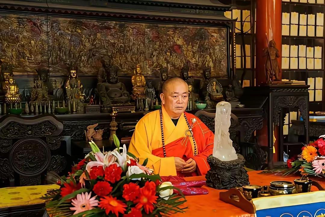 释永信是怎么读的MBA的？
按理说，读MBA的条件要求本科需3年以上工作经验，专