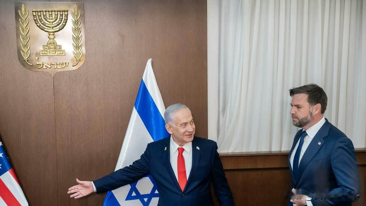 为什么这一次谈判一定要美国副总统万斯牵头呢？
一方面因为万斯是特朗普团队里面很少