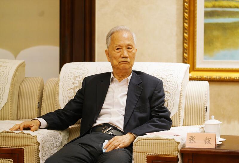 我国当代顶尖科学家分布在前沿科技、基础学科和国之重器等多个领域，他们凭借开创性成