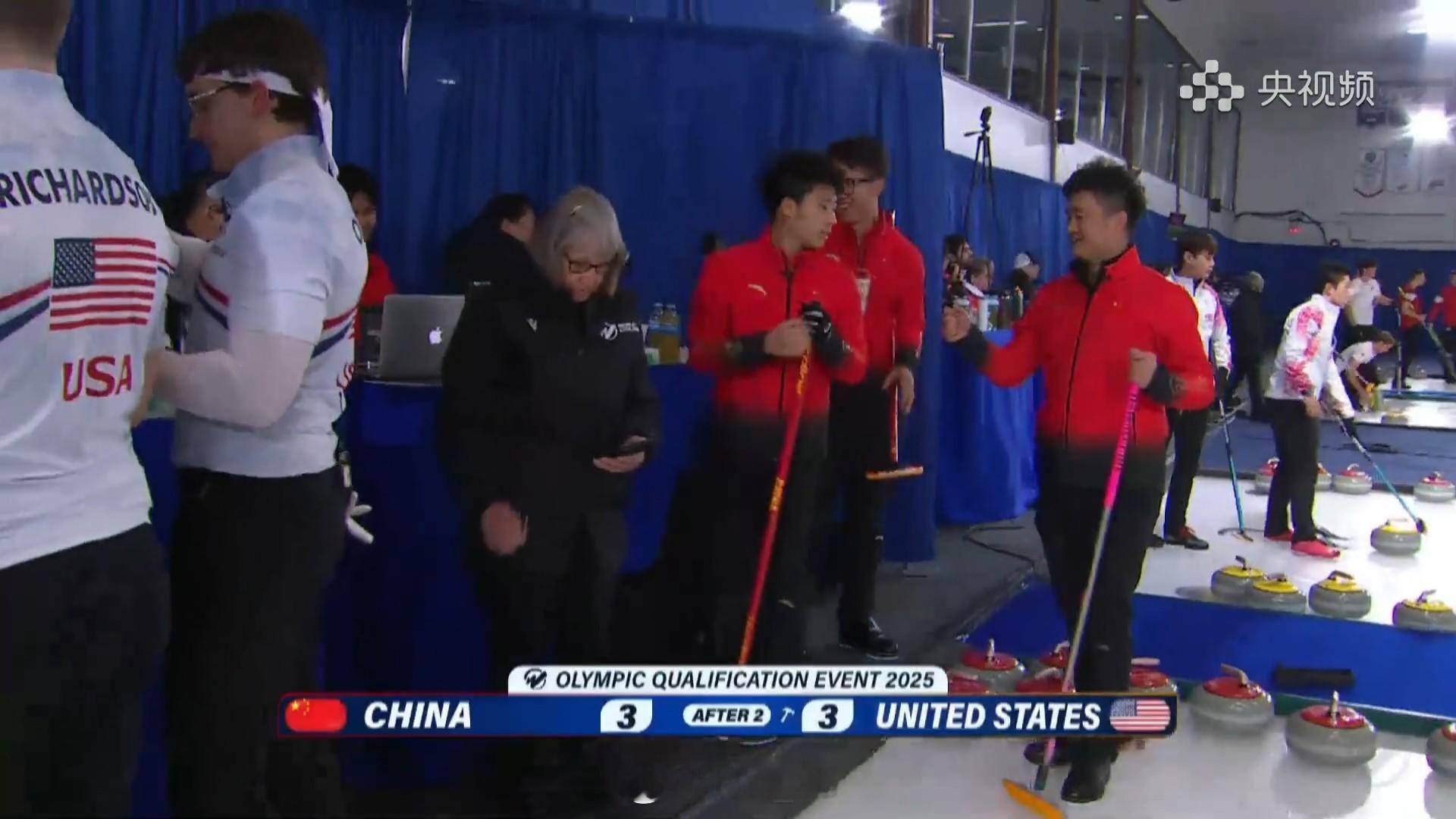 追回三分，漂亮！ 3-3平！ 