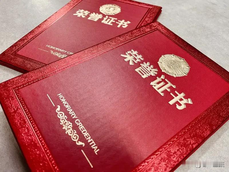 上周突然收到头条的站内通知，说我连续30天的日常内容创作，累计互动量突破了12万