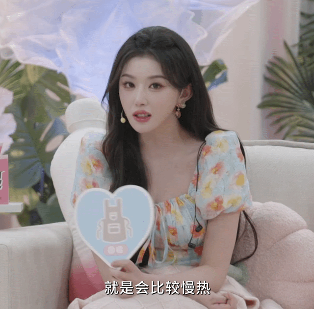 恋综最受欢迎男生是孔雪儿朋友 在《喜欢你我也是》中，身为孔雪儿朋友的朱昊谦用自己