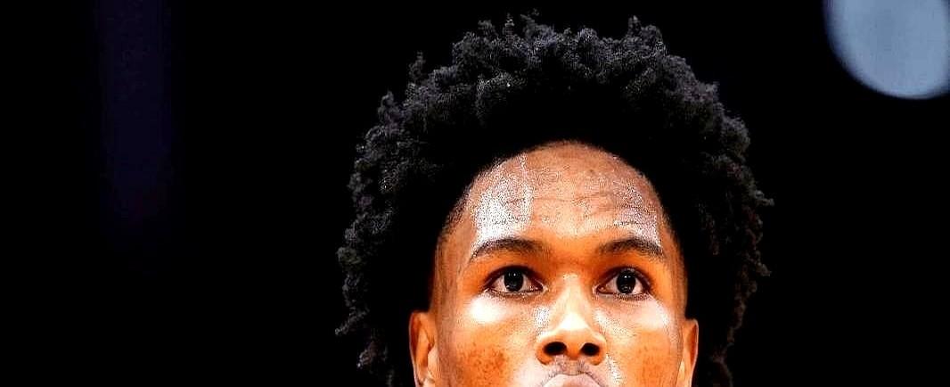 看了俩NBA新秀，突然有点后背发凉。
一个火箭的，叫阿门·汤普森。他得分，85%