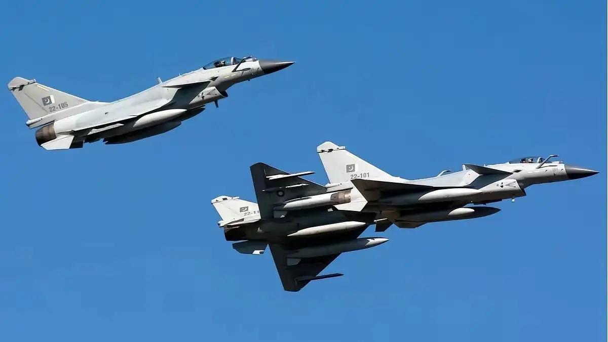 既然国家敢把歼35这样的先进装备能卖给巴基斯坦，就没有咱们可担心的地方！
有网友