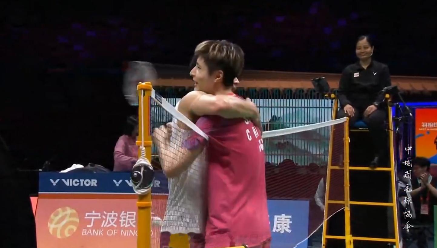 男单 半决赛周天成 9-21 13-21 石宇奇 石头晋级决赛！！！2026年羽