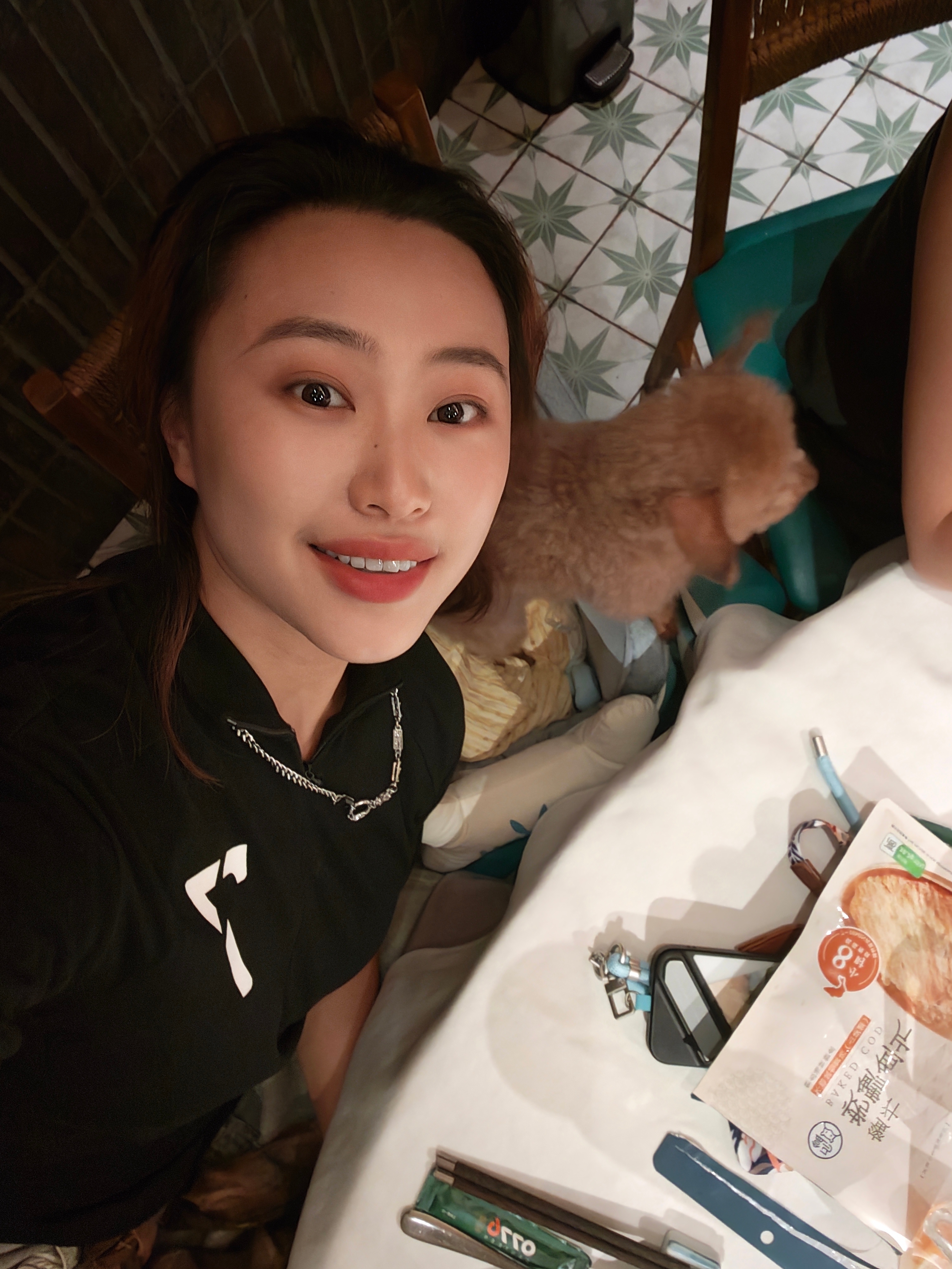 手机前摄会是下一个影像战场吗 后置卷到头了，厂商要准备把重心放到前置了吗。iPh