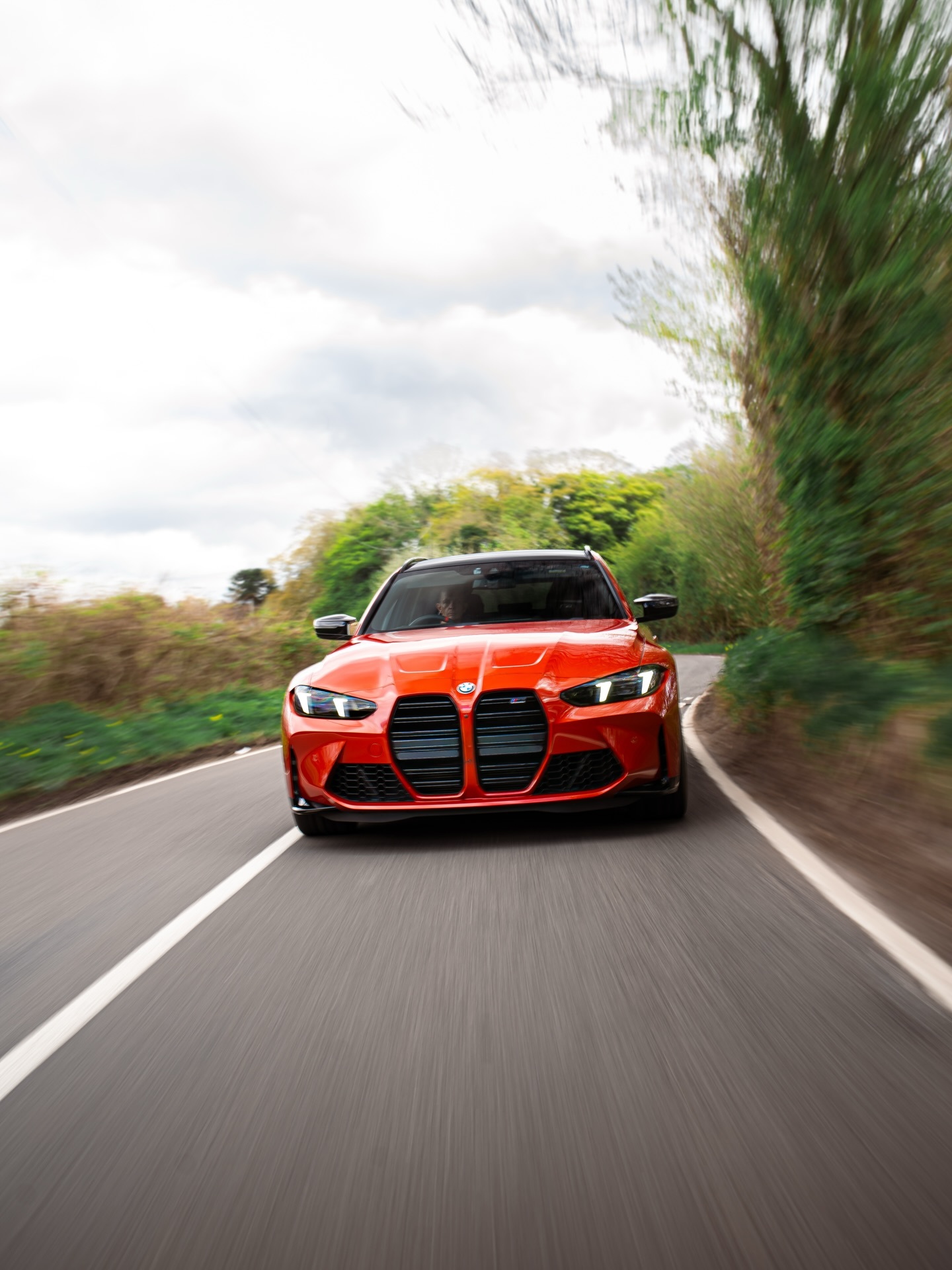 萨基尔橙 VS 烈焰橙，你喜欢哪个？bmwsky汽车摄影宝马m3touring