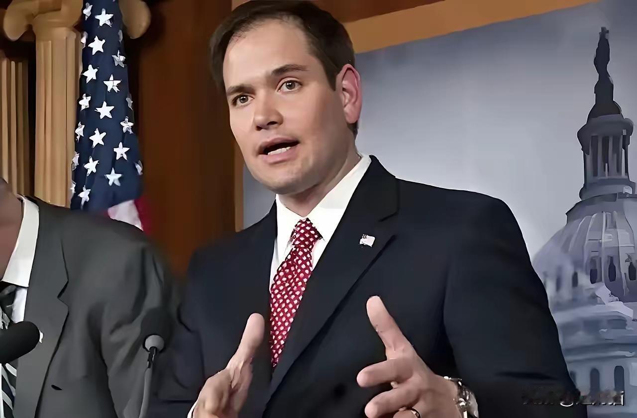 美国务卿鲁比奥做议员的时候以所谓的“强迫劳动”积极推动了对中国新疆的制裁，如今鲁